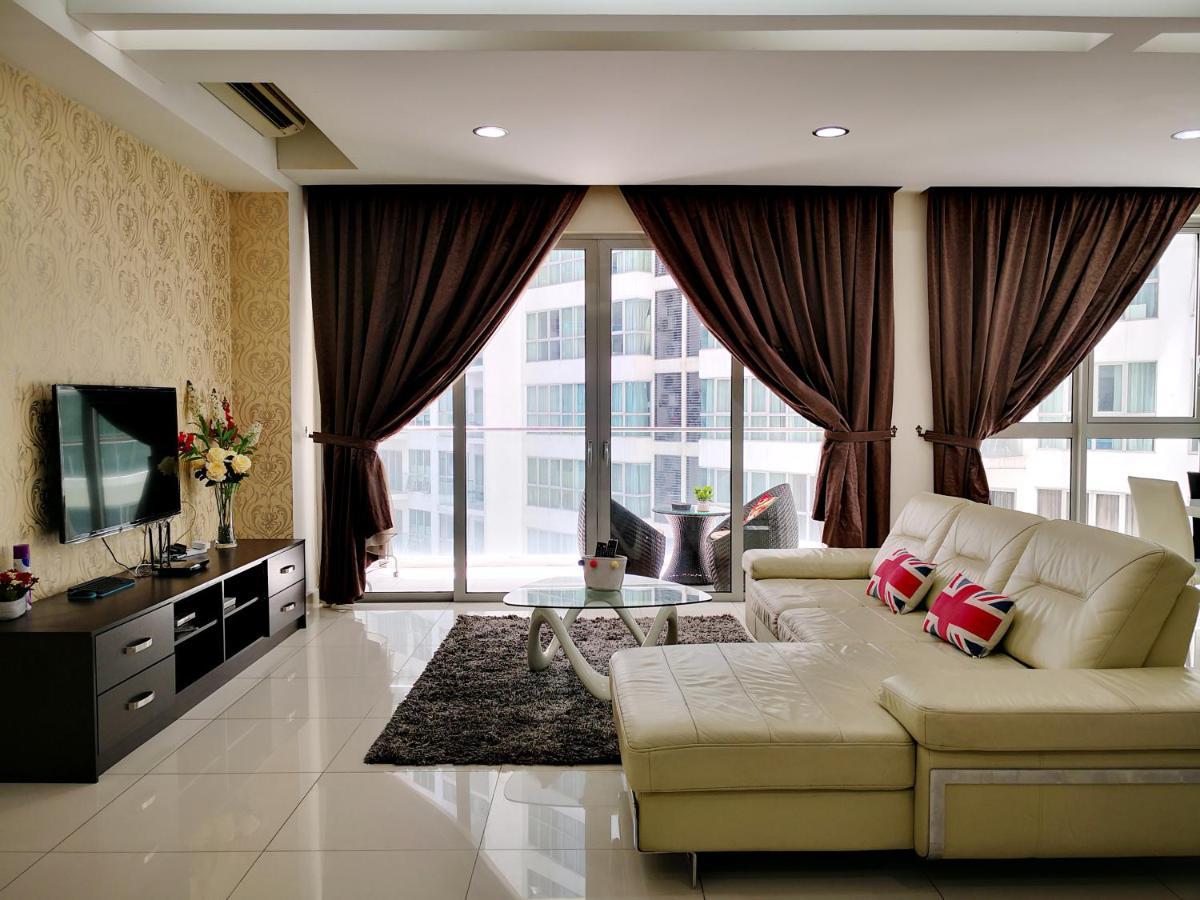 Klcc Inifinity Pool - The Regalia Residences & Suites By Kl Minsu Kuala Lumpur Exterior photo