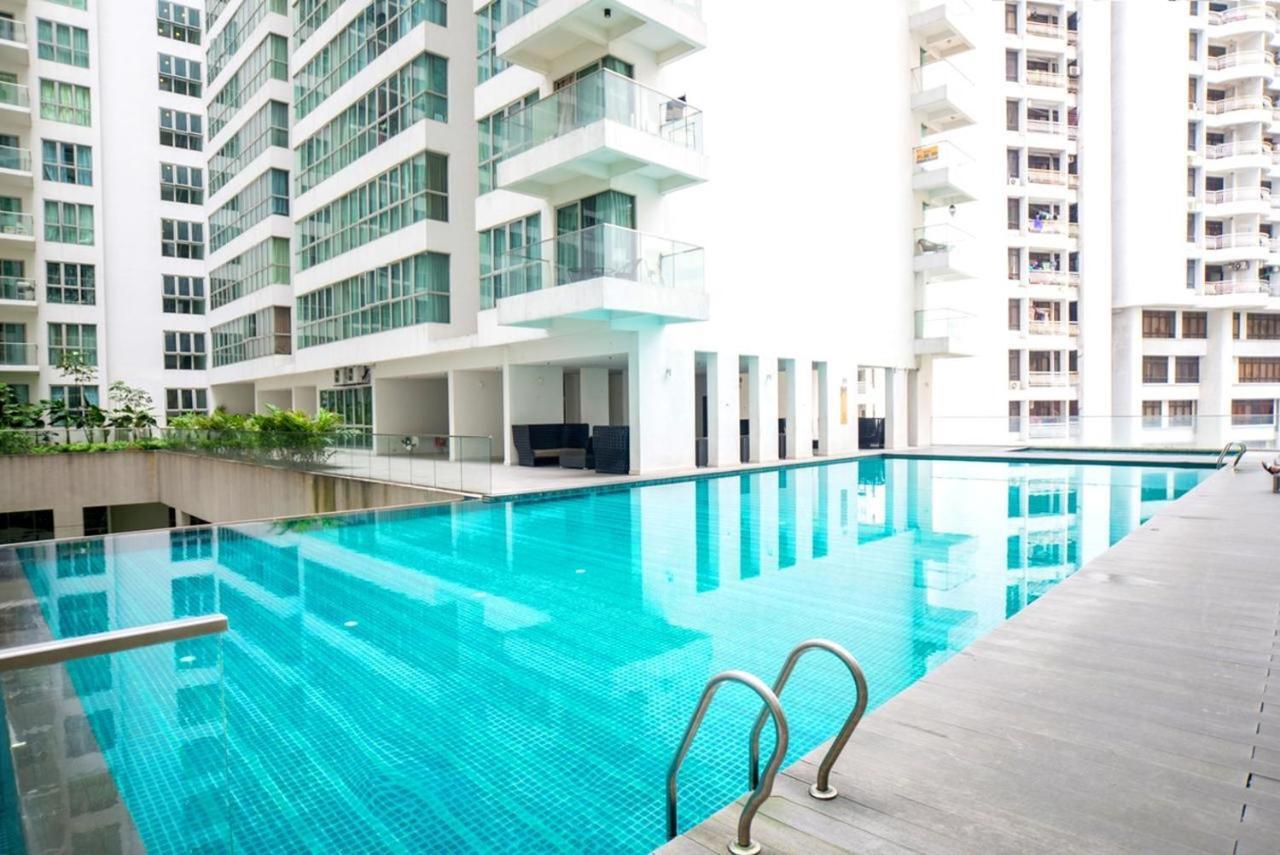 Klcc Inifinity Pool - The Regalia Residences & Suites By Kl Minsu Kuala Lumpur Exterior photo